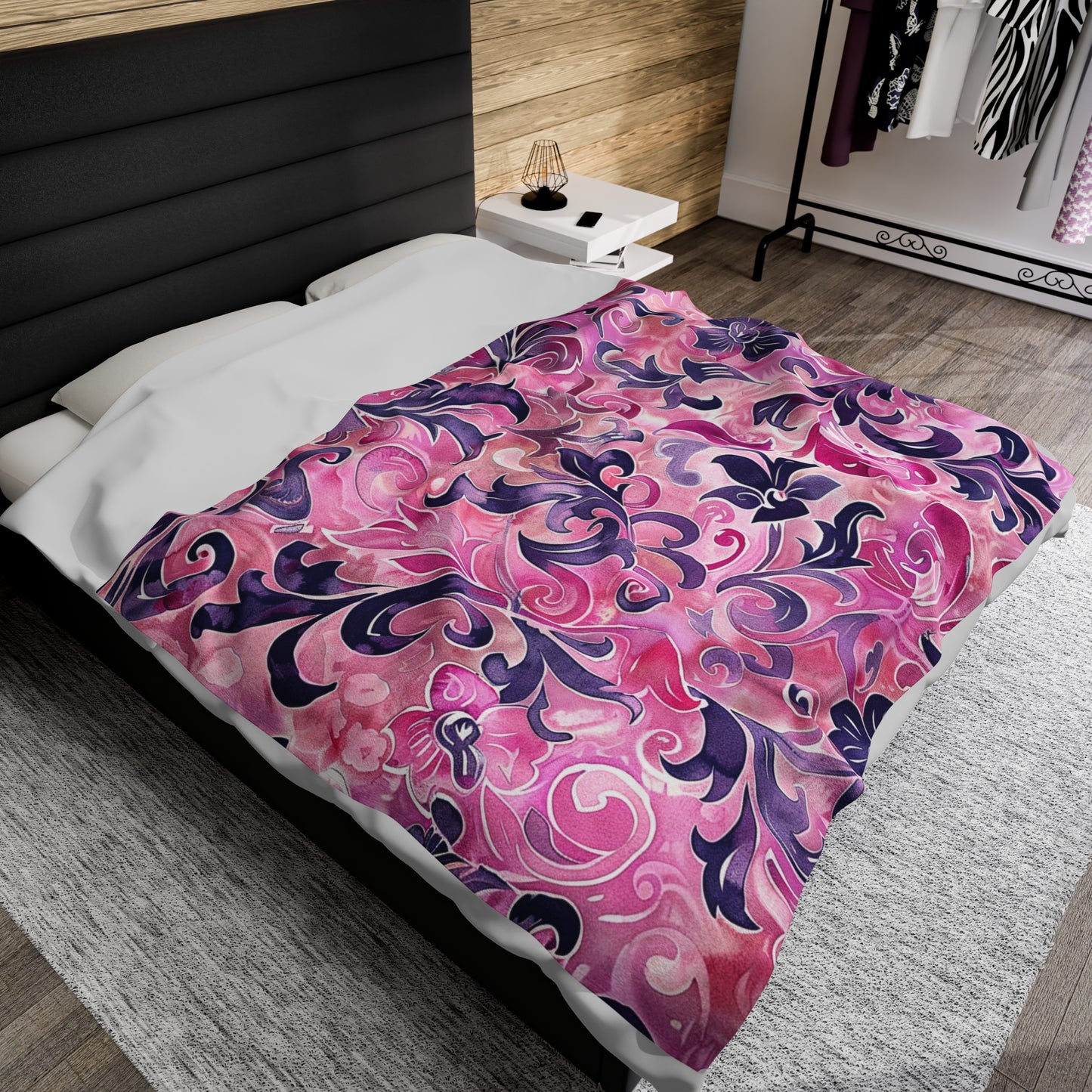 Pink and Magenta Floral Elegance - Velveteen Fleece Throw Blanket