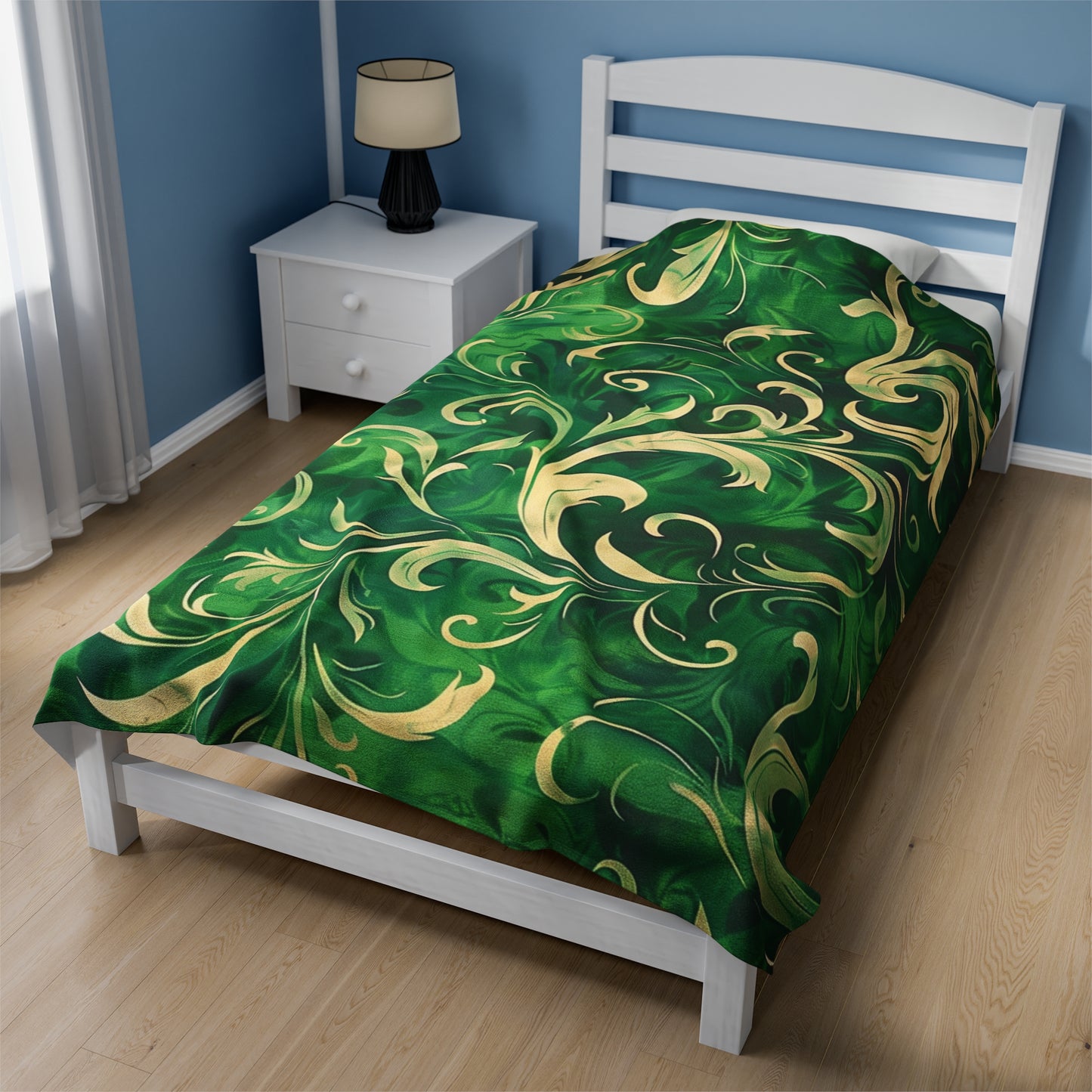 Lush Foliage Flourish A Dynamic Green and Gold Floral Velveteen Fleece Throw Blanket