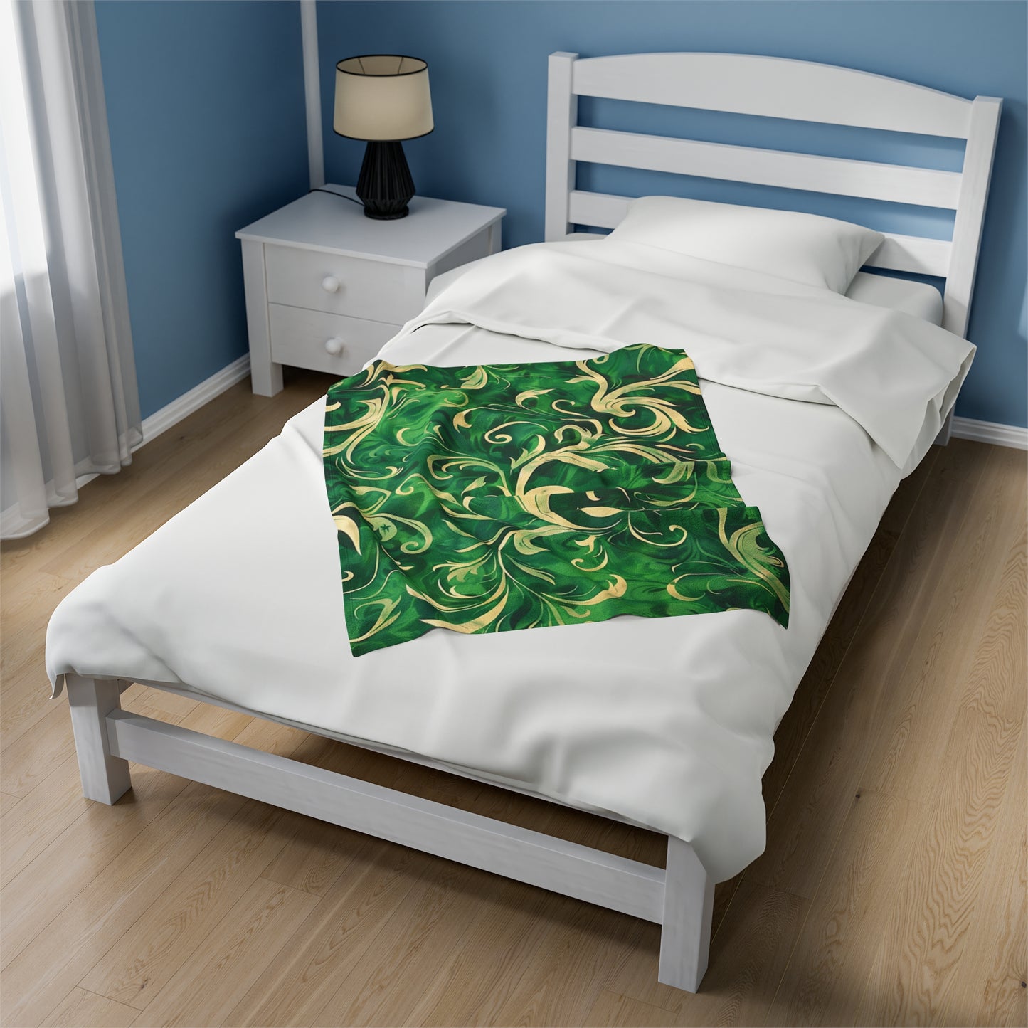 Lush Foliage Flourish A Dynamic Green and Gold Floral Velveteen Fleece Throw Blanket