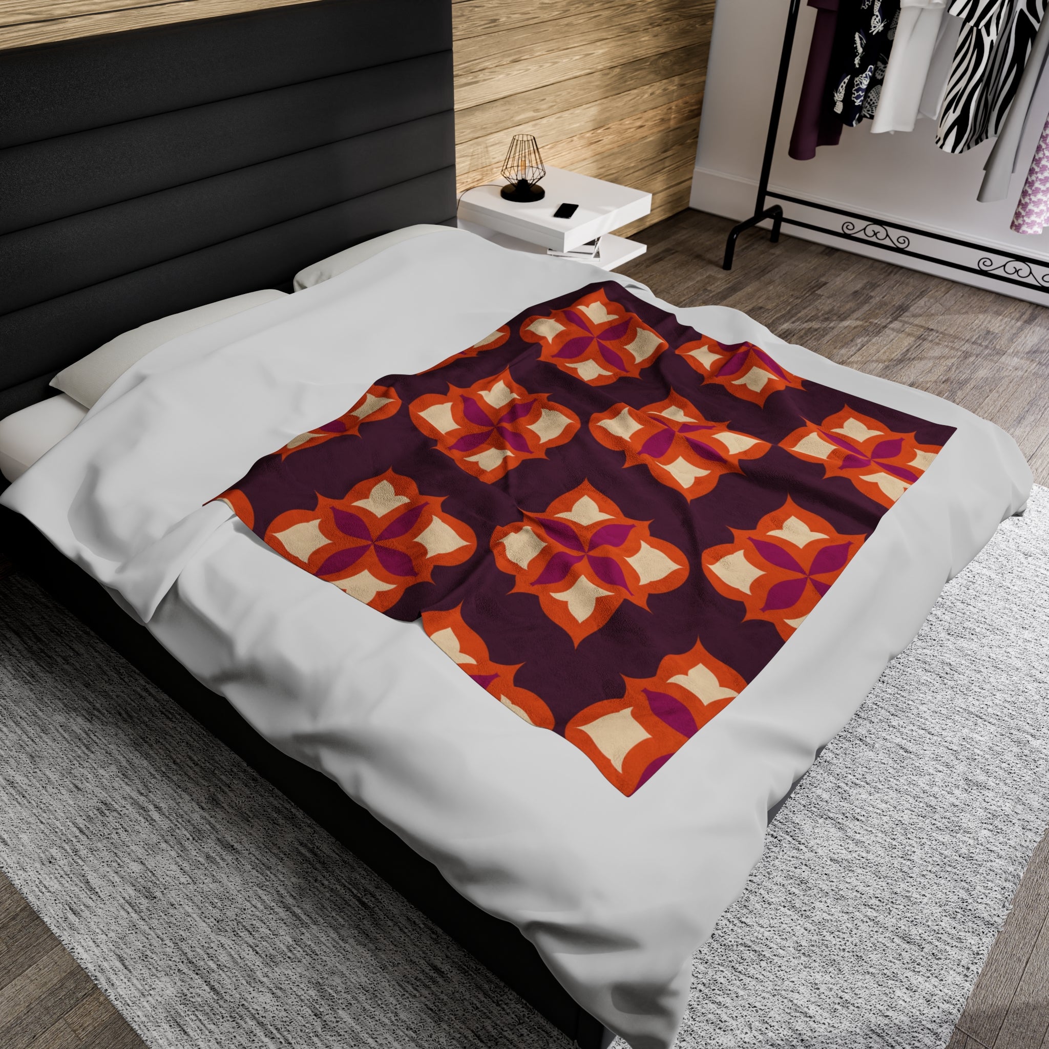 Maroon and Orange Quatrefoil Elegance Velveteen Fleece Throw Blanket