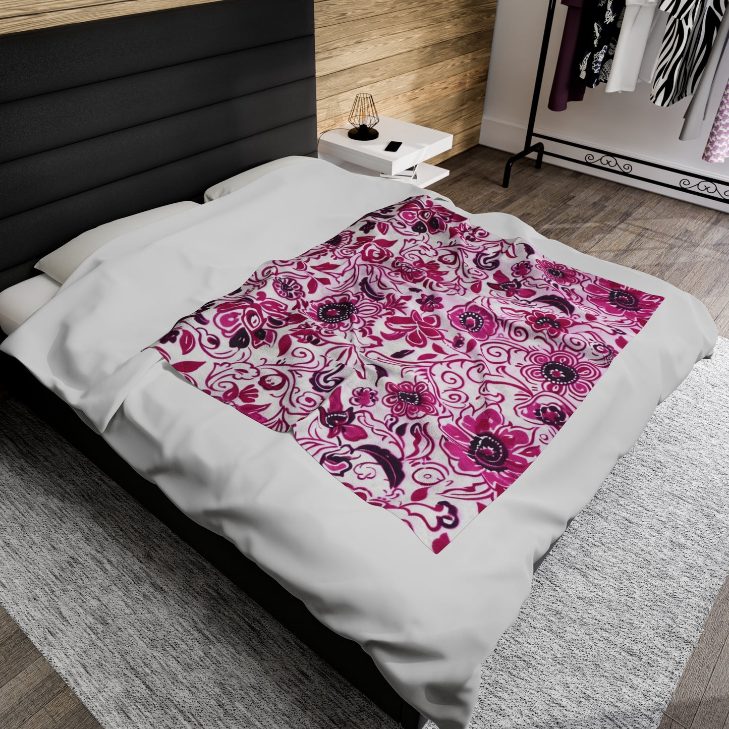 Vivid Vines Pink Passion Velveteen Fleece Throw Blanket