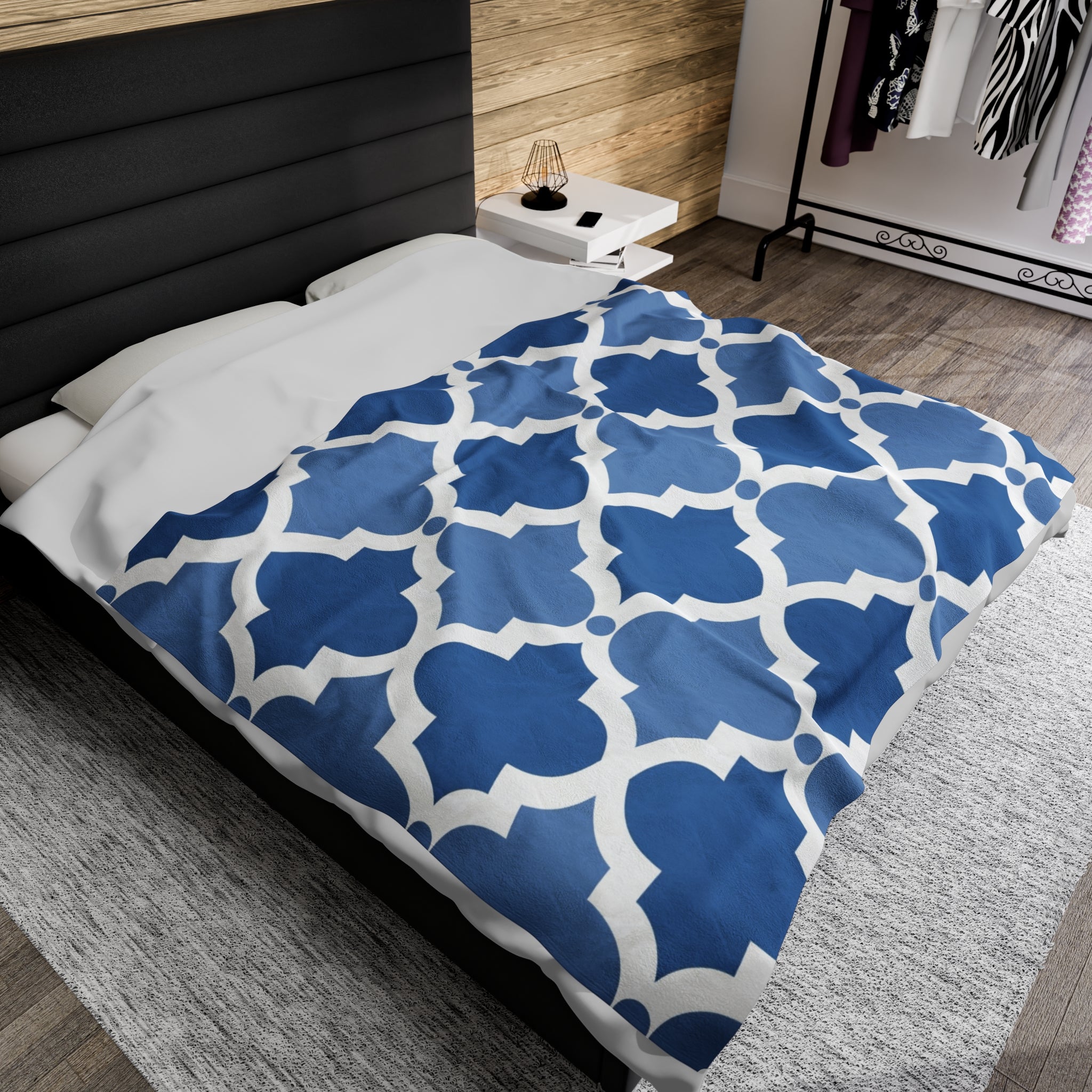 Blue Quatrefoil Throw Blanket