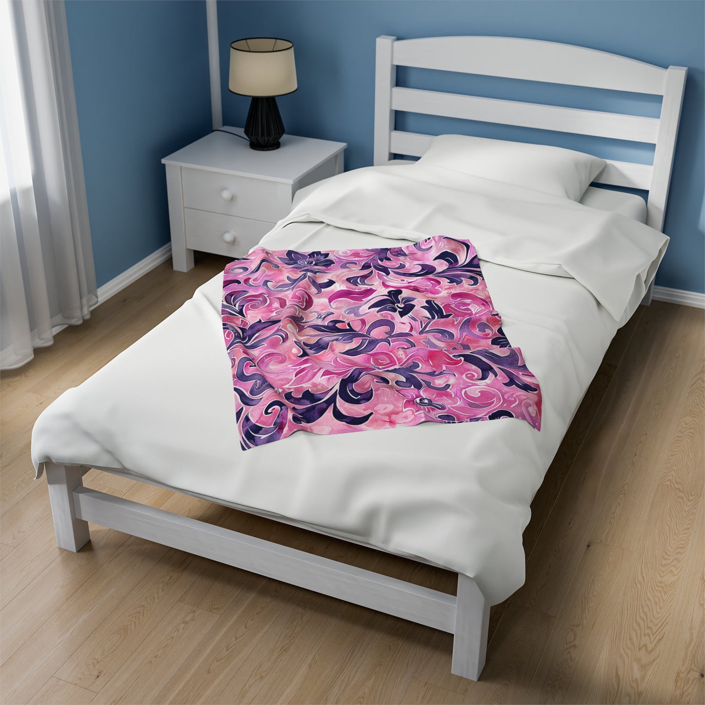 Pink and Magenta Floral Elegance - Velveteen Fleece Throw Blanket