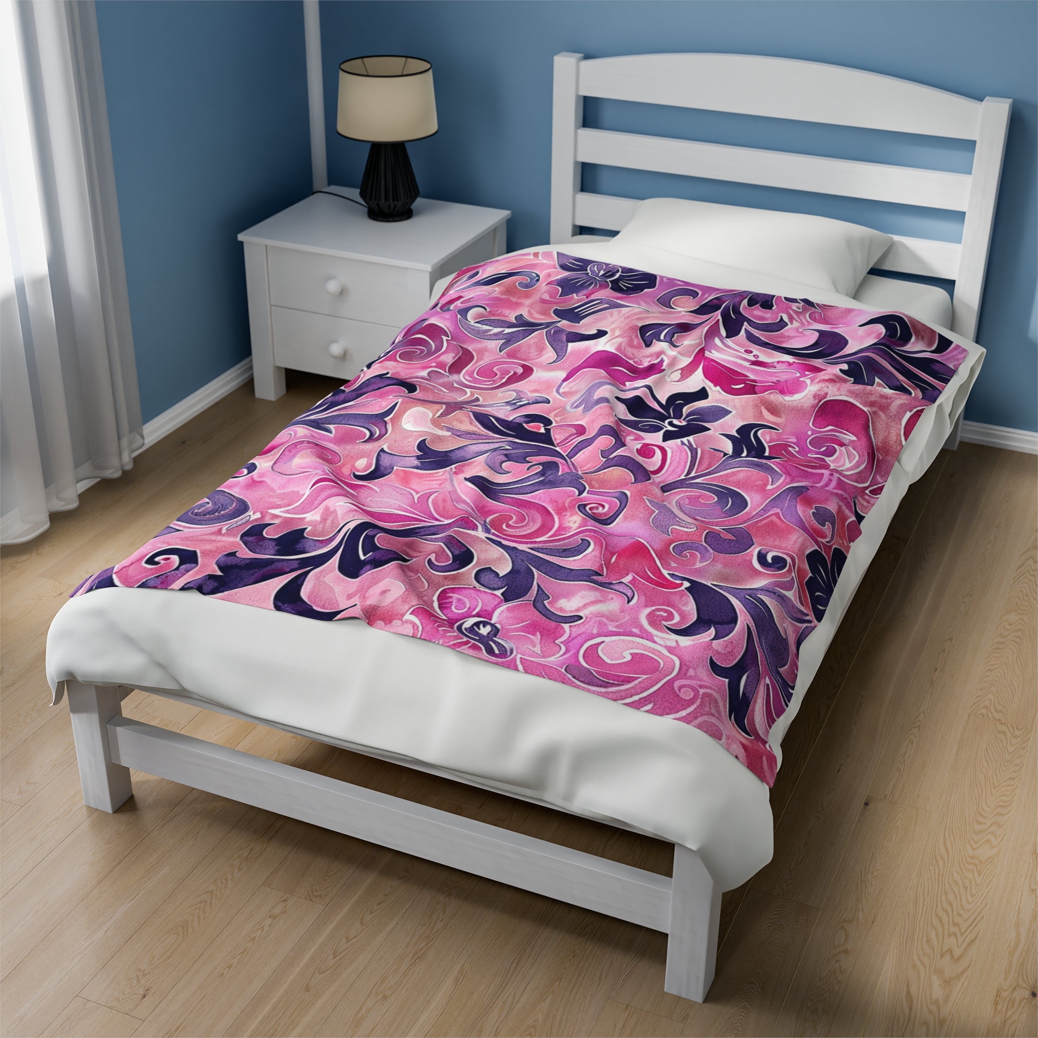 Pink and Magenta Floral Elegance - Velveteen Fleece Throw Blanket