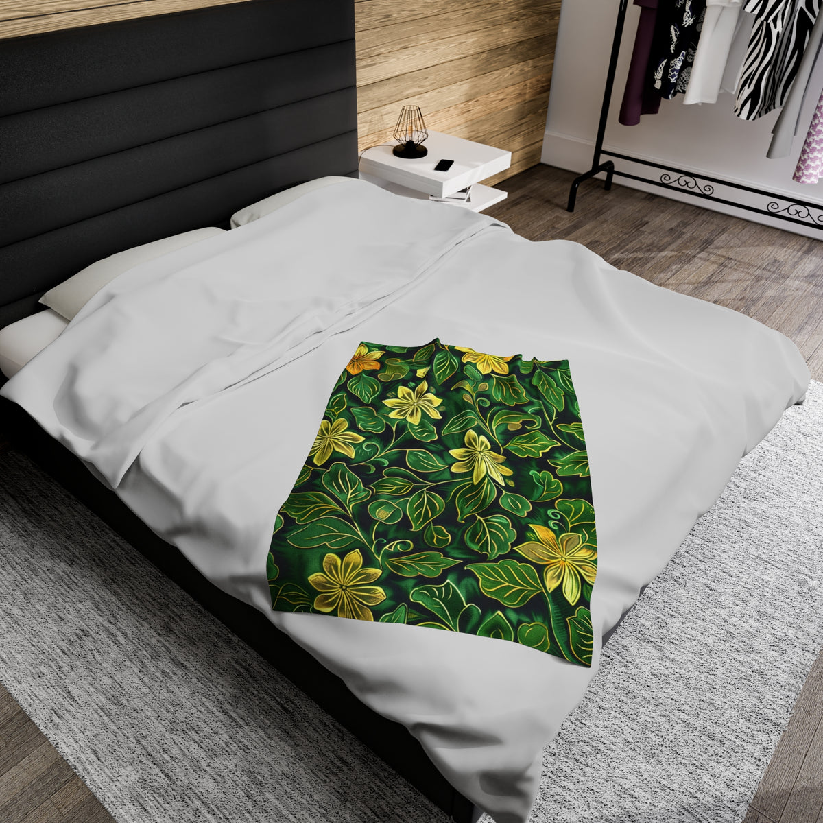 Botanical Elegance Lush Green and Gold Leaf Velveteen Fleece Throw Blanket