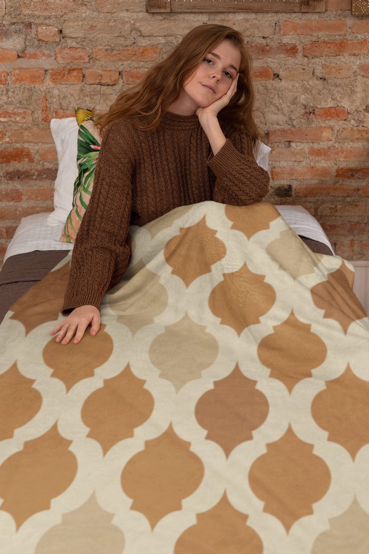 Warm and Inviting Earth Tone Quatrefoil Velveteen Fleece Throw Blanket