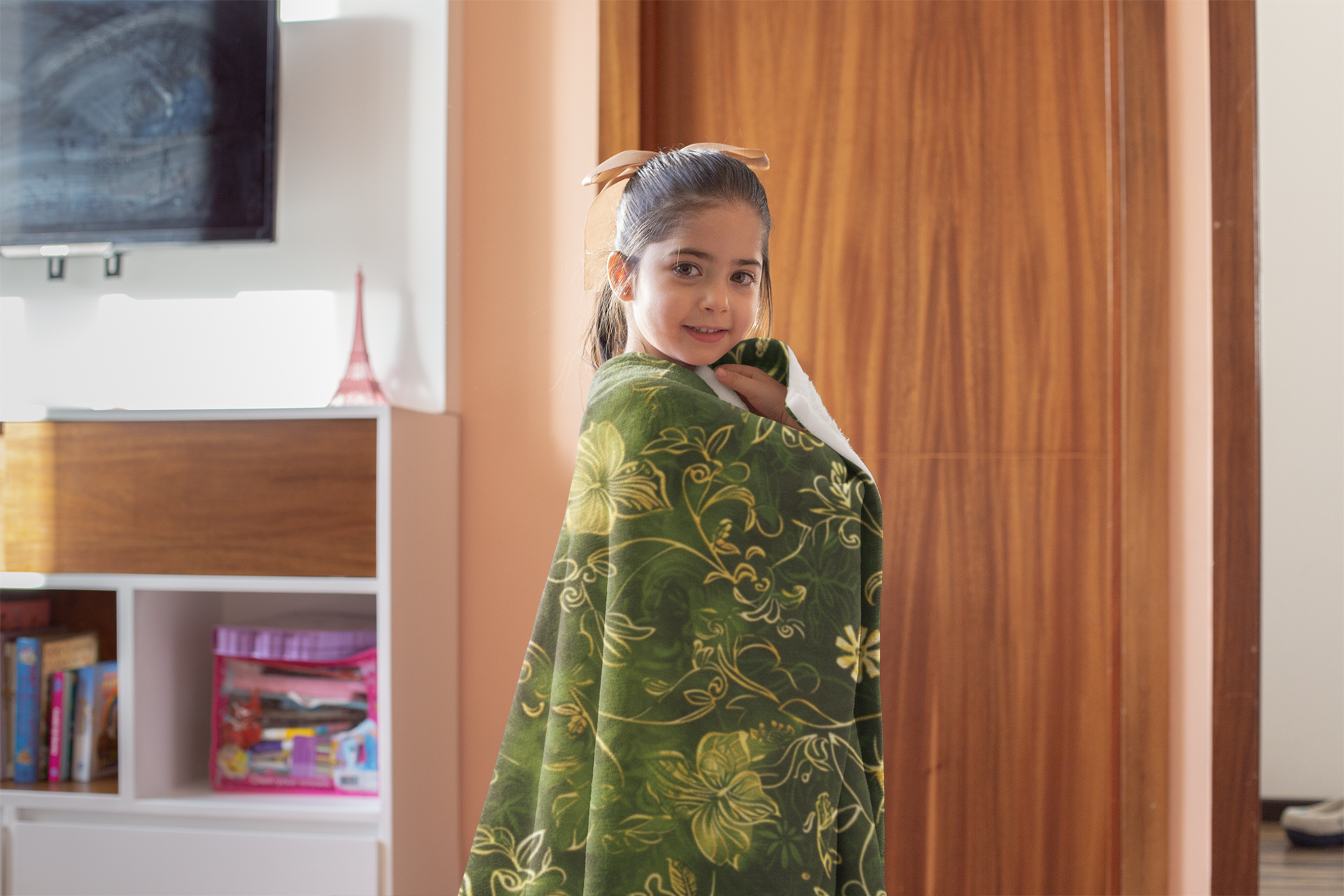 Emerald Elegance Gold and Green Floral Velveteen Fleece Throw Blanket
